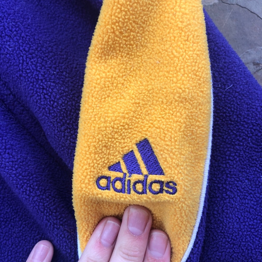 Lakers Basketball Fleece Zip Up - Picture 3 of 6